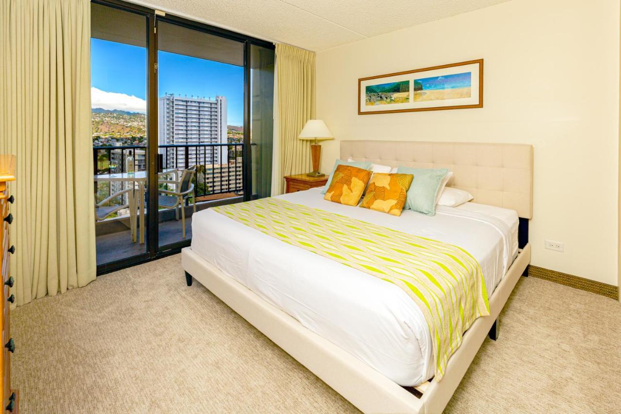 Mountain Views & Steps To Beach - Free Parking! Honolulu Exterior foto