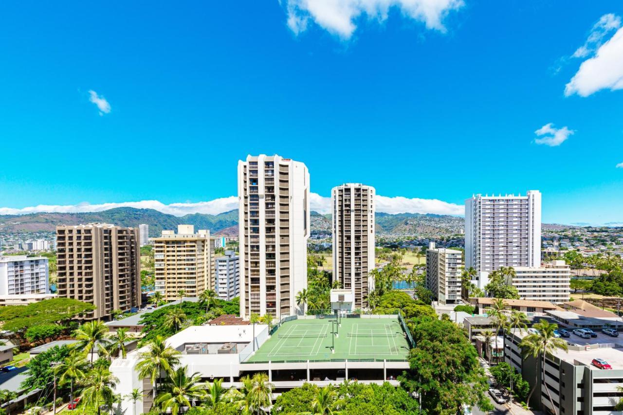 Mountain Views & Steps To Beach - Free Parking! Honolulu Exterior foto