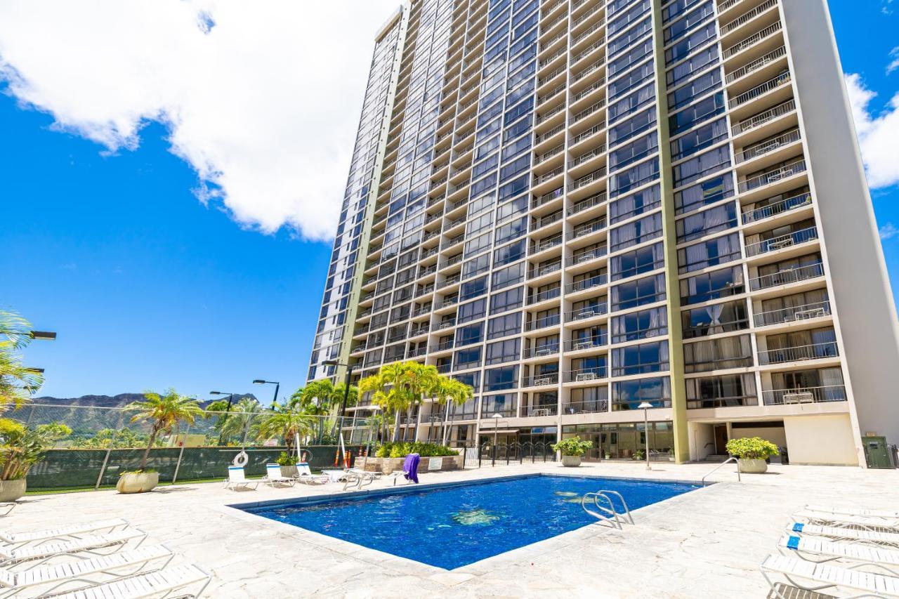 Mountain Views & Steps To Beach - Free Parking! Honolulu Exterior foto